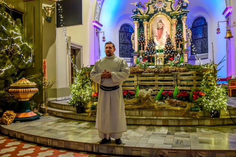 Rybnik-Niedobczyce. Jasełka w parafii NSPJ