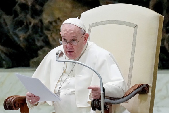 Papież: praca wyraża godność i osobowość człowieka