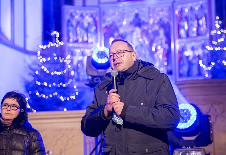 Magda Steczkowska dla Domu Samotnej Matki