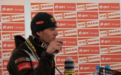 Janne Ahonen wrócił na skocznię i zdobył brązowy medal mistrzostw Finlandii w skokach