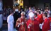 Ostatnie pożegnanie śp. ks. kan. Tadeusza Krzyżaka w Bystrej Krakowskiej