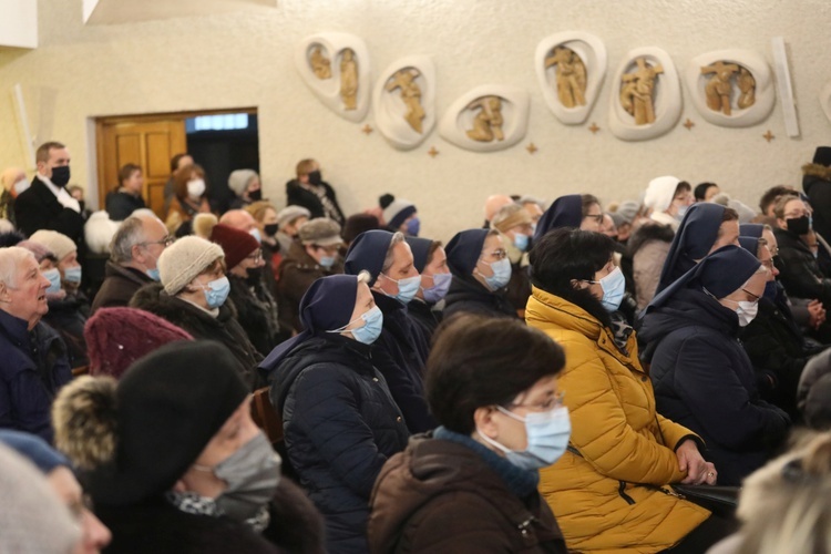 Ostatnie pożegnanie śp. ks. kan. Tadeusza Krzyżaka w Bystrej Krakowskiej