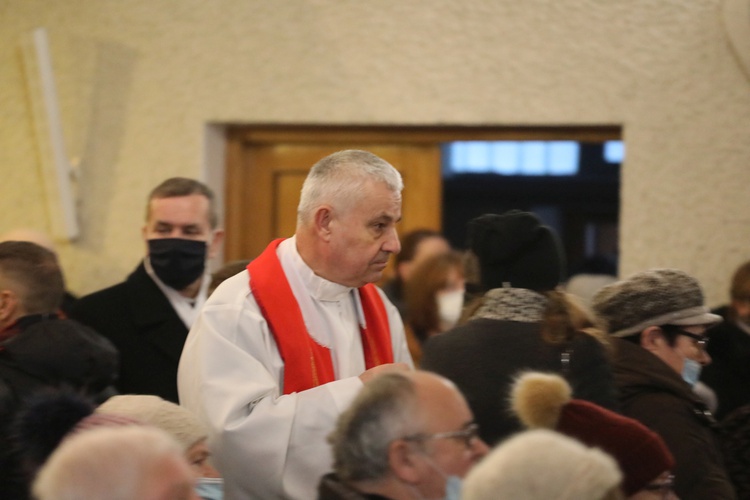 Ostatnie pożegnanie śp. ks. kan. Tadeusza Krzyżaka w Bystrej Krakowskiej