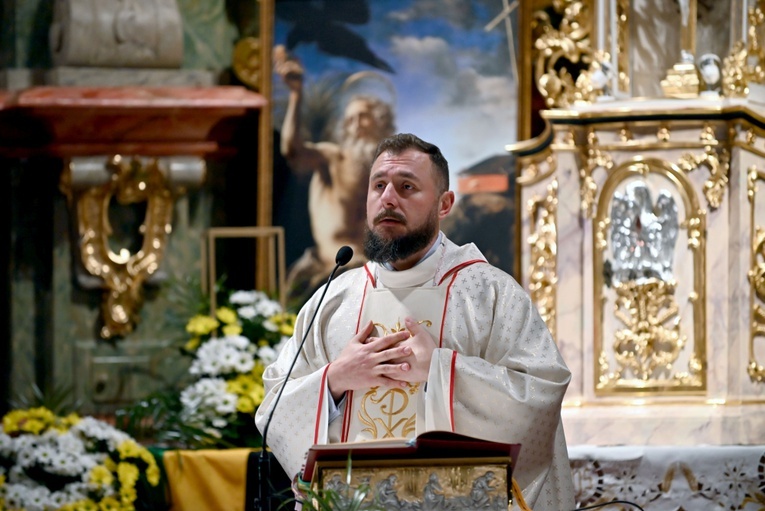 Świdnica. Odpustowa Msza św. u paulinów