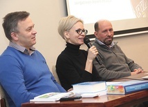 ▼	Paweł i Anna Bochniarzowie (z lewej), twórcy polskiej edycji programu.
