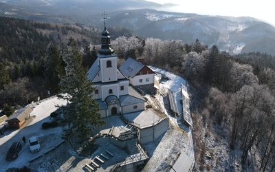 Sanktuarium Maryjne Górze Iglicznej w Sudetach