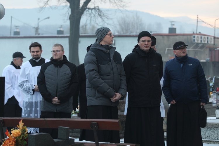 Ostatnie pożegnanie śp. ks. kan. Tadeusza Krzyżaka w Bielsku-Białej Hałcnowie