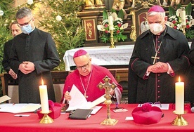 Biskup Andrzej Czaja otworzył procedurę.