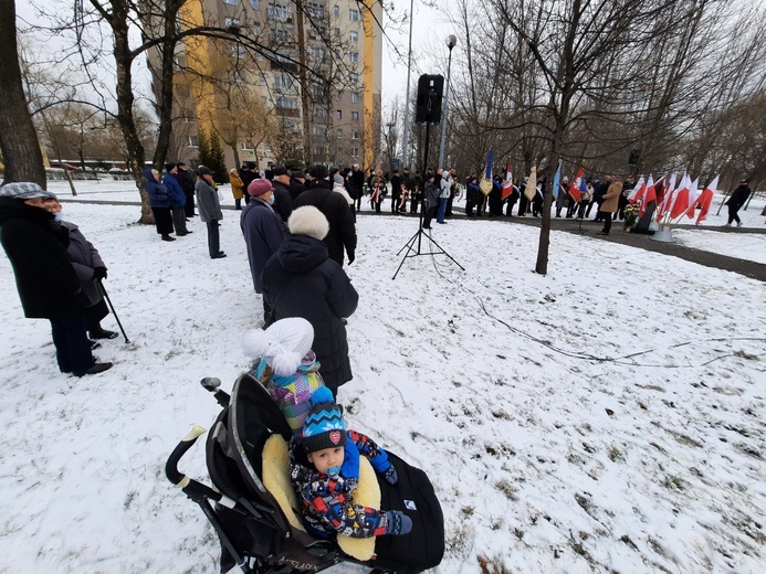 Odsłonięcie tablicy na Skwerze Ks. Jana Machy