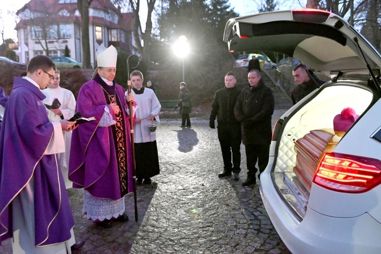 Msza żałobna ks. Antoniego Kopacza w Polanicy-Zdroju 