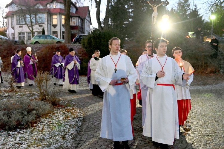 Msza żałobna ks. Antoniego Kopacza w Polanicy-Zdroju 