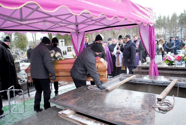 Pogrzeb ks. Antoniego Kopacza