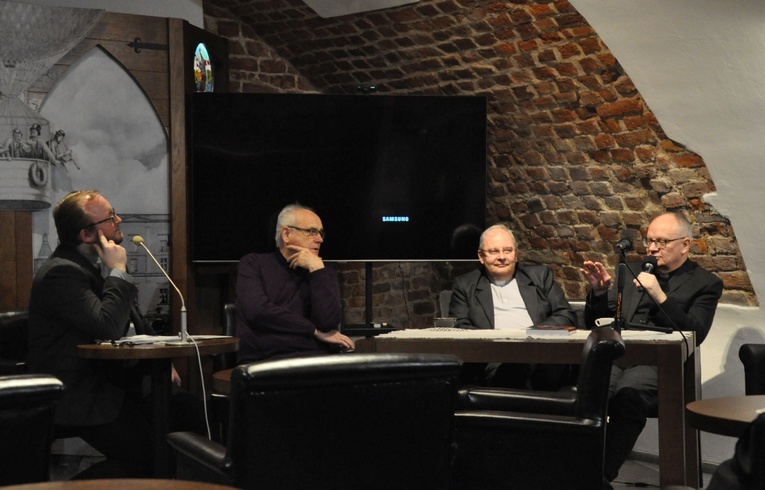 „Życie spełnione. Rozmowy z opolskimi księżmi emerytami” - spotkanie autorskie