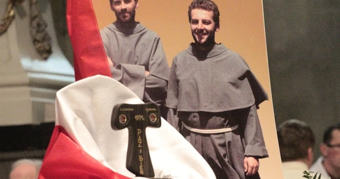 Masz coś od błogosławionych?