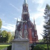 	Neogotycki kościół Krzyża Świętego (1856–1964, Bytom-Miechowice) z fundacji Marii Winckler z Domesów.
