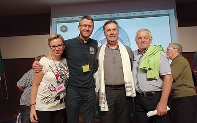 ▲	Pani Marta (pierwsza z lewej) jest koordynatorką prowincji wrocławskiej. Tu na światowym kongresie w Rzymie w 2018 roku.