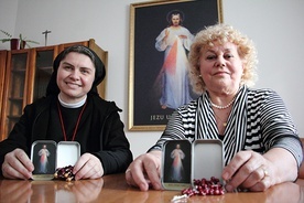 S. Marietta i Teresa Jagodzińska są przekonane, że modlitwą  do Bożego Miłosierdzia można wymodlić wiele łask.