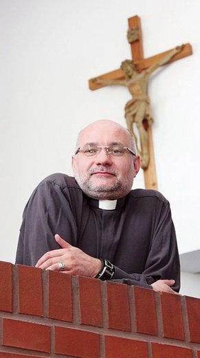 Pochodzący z Lubska kapłan jest profesorem w Instytucie Nauk Teologicznych Uniwersytetu Szczecińskiego.