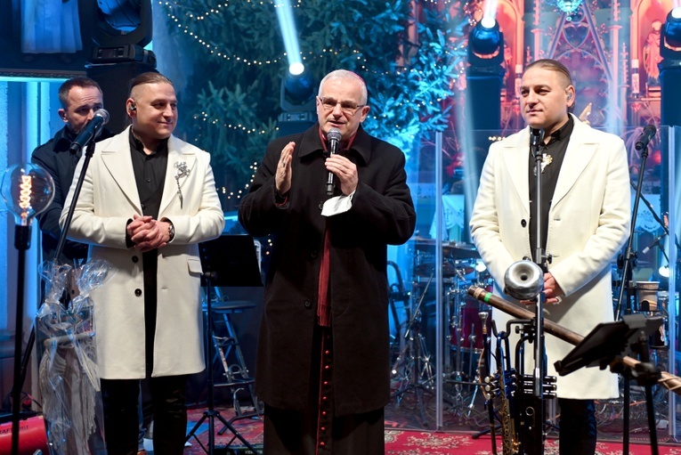 Kolędowanie Golec uOrkiestry w Osieku