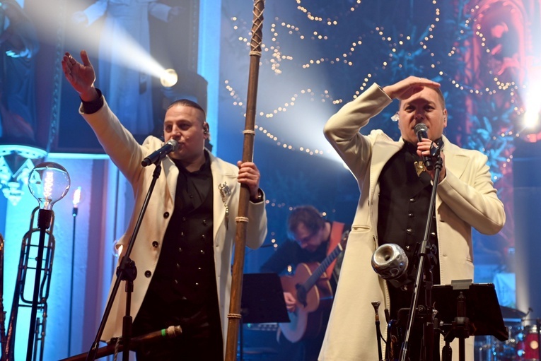 Kolędowanie Golec uOrkiestry w Osieku