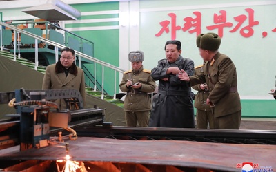 Korea Płn.: Media państwowe potwierdziły wystrzelenie rakiet balistycznych