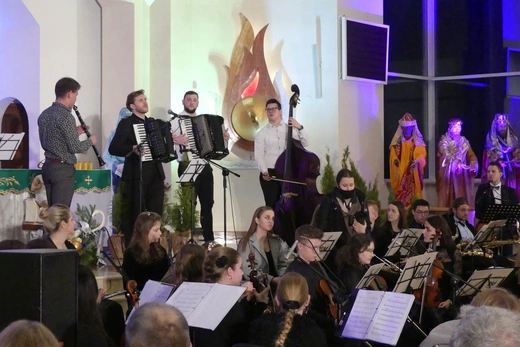 Niecodzienny Koncert Kolęd im. Łukasza Ząbka z Andrzejem Lampertem