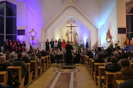 Niecodzienny Koncert Kolęd im. Łukasza Ząbka z Andrzejem Lampertem