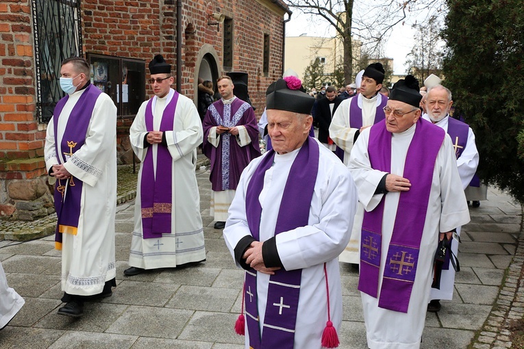 Pogrzeb śp. ks. kan. Zbigniewa Zapaśnika