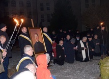 Spotkaniom niezmiennie towarzyszy hasło: "Weź syna, nie zapomnij o ojcu".