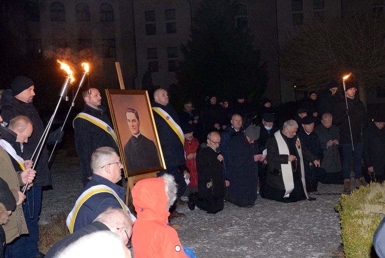 Spotkaniom niezmiennie towarzyszy hasło: "Weź syna, nie zapomnij o ojcu".