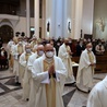 Liturgiczne rozpoczęcie posługi arcybiskupa koadiutora cz. 1