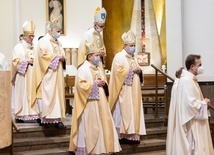 Liturgiczne rozpoczęcie posługi arcybiskupa koadiutora cz.2