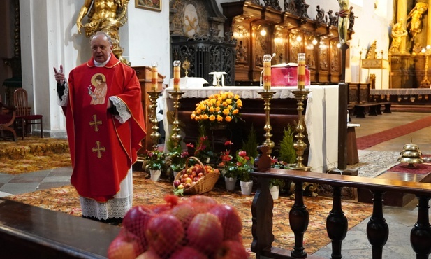 Spieszyła się do rajskich ogrodów