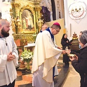 ◄	Uroczystej Eucharystii przewodniczył biskup Osial.