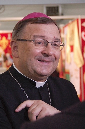 Abp Józef Życiński.