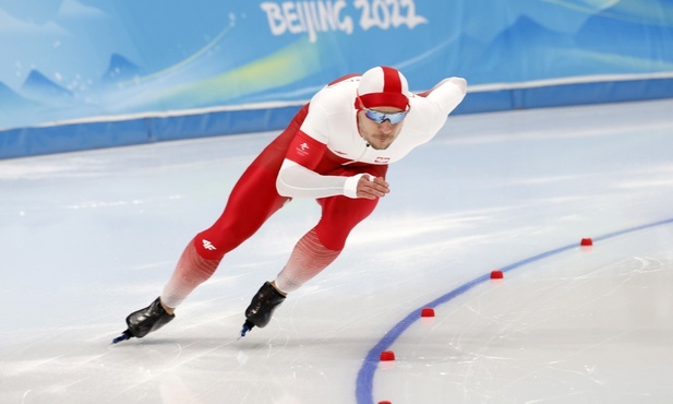 Łyżwiarstwo szybkie - Michalski piąty na 500 m, triumf Chińczyka Gao 