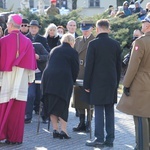 Powitanie bp. Lechowicza przez Kompanię Reprezentacyjną Wojska Polskiego [GALERIA ZDJĘĆ]