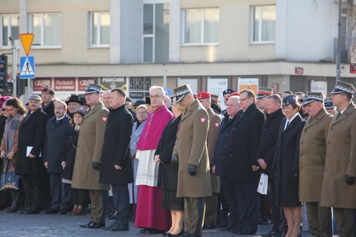 Ingres bp. Wiesława Lechowicza do katedry polowej Wojska Polskiego [GALERIA ZDJĘĆ]