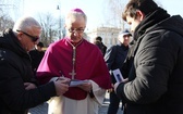 Ingres bp. Wiesława Lechowicza do katedry polowej Wojska Polskiego [GALERIA ZDJĘĆ]