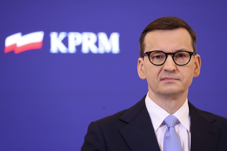 Premier w tygodniku "Sieci": myślimy o znoszeniu kolejnych ograniczeń, decyzje nie zapadły