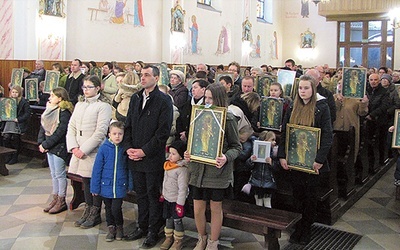 Parę lat temu MB Siemiechowską ludzie na powrót zabrali do swych domów.