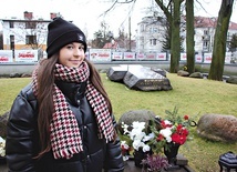 Eliza Pardyka  po raz pierwszy  na grób bł. ks. Jerzego przyjechała razem z rodzicami