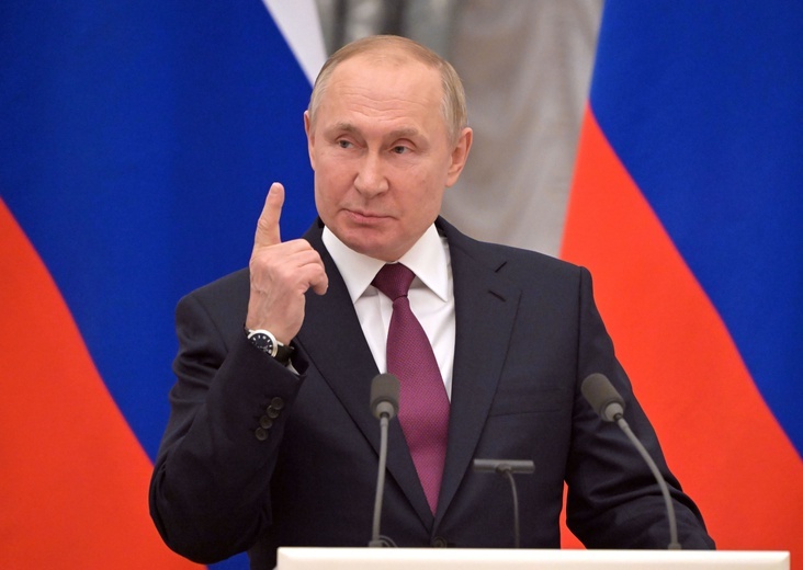 Kreml: oświadczenia władz USA w sprawie ataku Rosji na Ukrainę wzmacniają napięcie