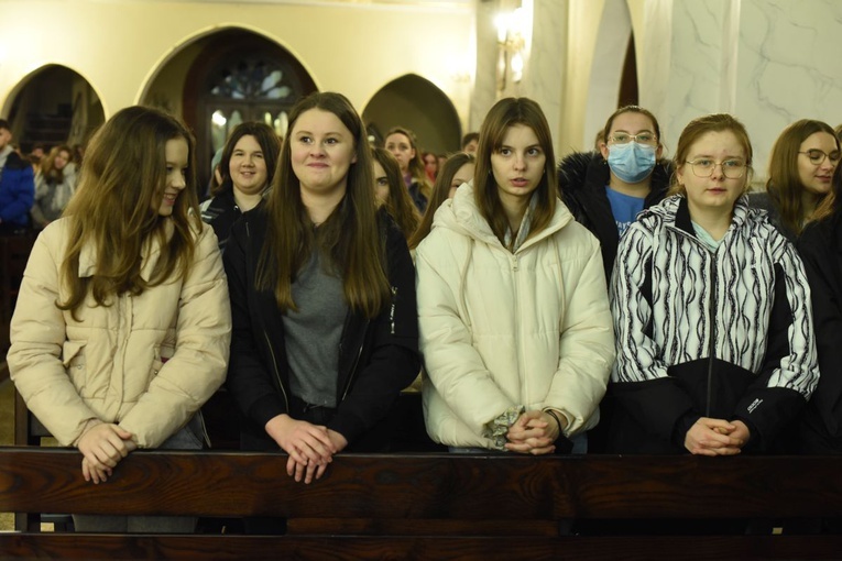 Młodzi w Trzetrzewinie