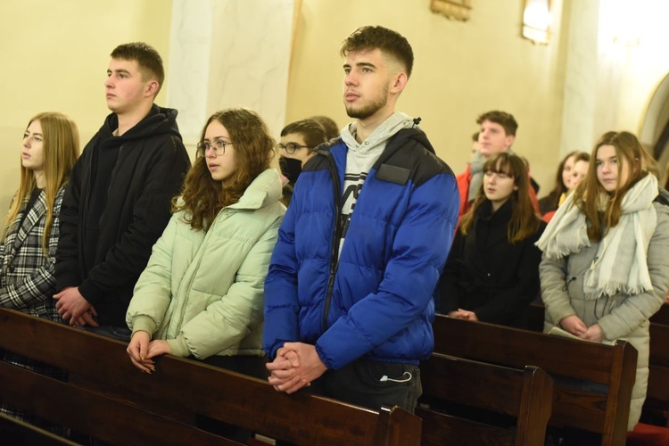 Młodzi w Trzetrzewinie