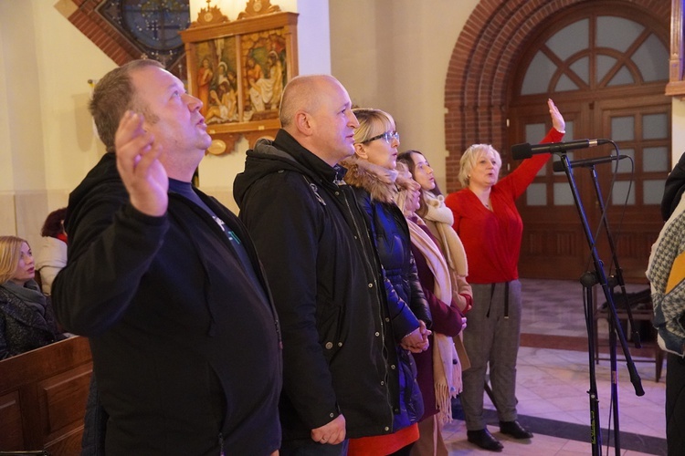 Modlitwa uwielbienia u św. Maksymiliana M. Kolbego we Wrocławiu