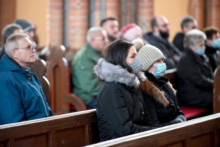 Msza św. i spotkanie w ramach konsultacji synodalnych