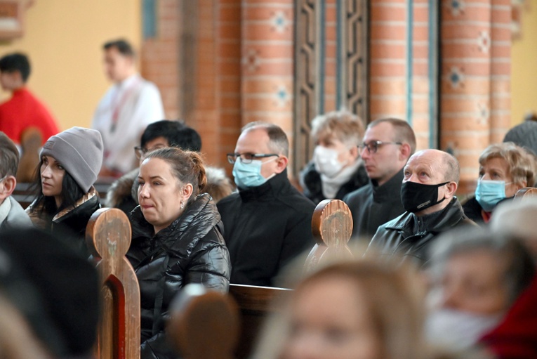 Msza św. i spotkanie w ramach konsultacji synodalnych