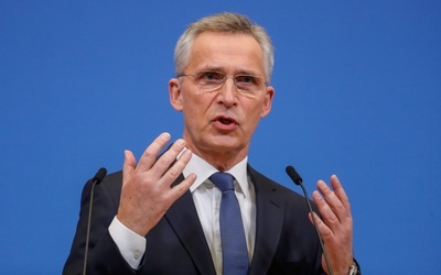 Stoltenberg: wszystko wskazuje na to, że Rosja wciąż planuje pełnoskalową inwazję na Ukrainę 