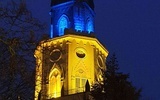Wieża Trynitarska w Lublinie została podświetlona barwami Ukrainy.
